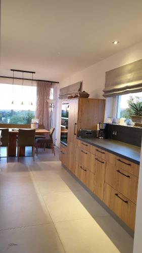 廚房, The view in 伊爾斯費爾德