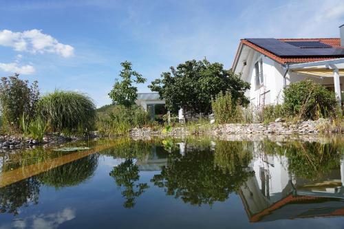 泳池, The view in 伊爾斯費爾德