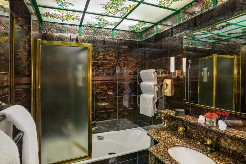 Lausanne Palace Room Type - Business Double or Twin Room