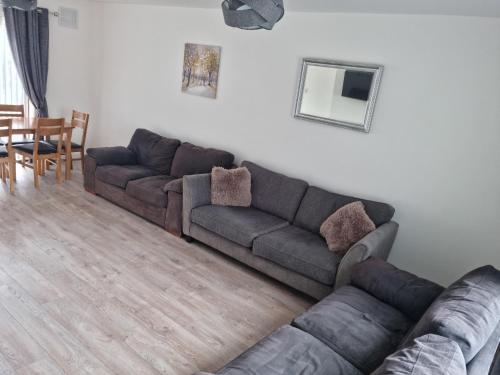 Létesítmények, 3 bedroom house-Ellesmere Port in Ellesmere Port