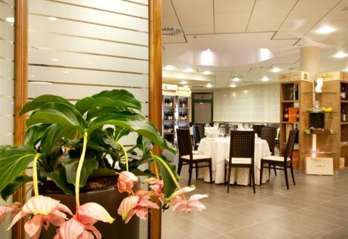 Torino Hotel San Luigi - Ristorante Trait d'Union - image 8