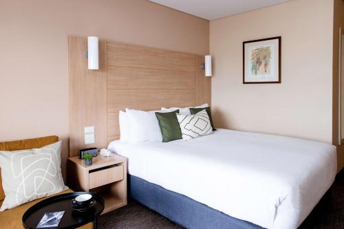 1 queen bed