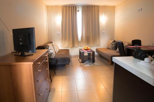 Apartments Dijana - image 10