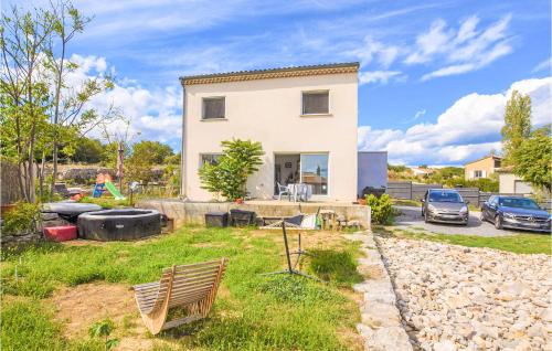 Stunning Home In Lussas With Wifi And 3 Bedrooms - Location saisonnière - Lussas