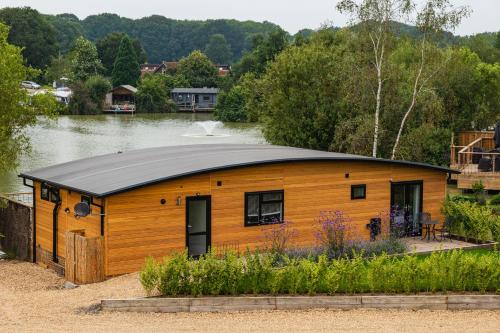 Sumners Ponds Fishery & Campsite