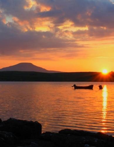 Loch Caroy Bay Cottage in Ose