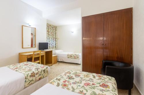 Hotel Leuka - image 5