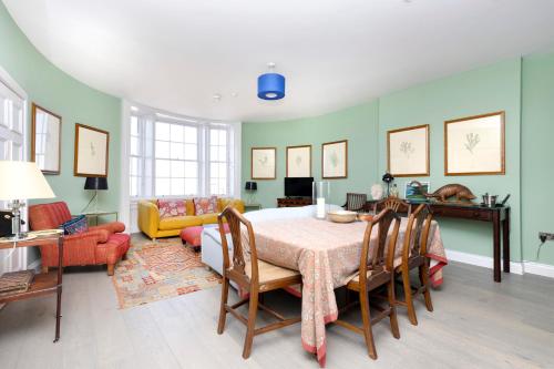 JOIVY Inviting Flat at the Heart of Edinburgh, Edinburgh (Foto 9)