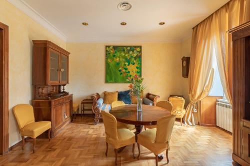iFlat Delightful apartment view colosseum, Rzym (zdjęcie 10)