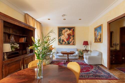 iFlat Delightful apartment view colosseum, Rzym (zdjęcie 9)