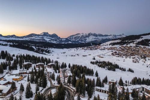 Belambra Clubs Les Saisies - Les Embrunes - Ski pass included