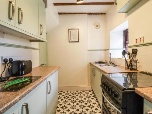 Exterior view, 8 Lune Street in Worth Valley