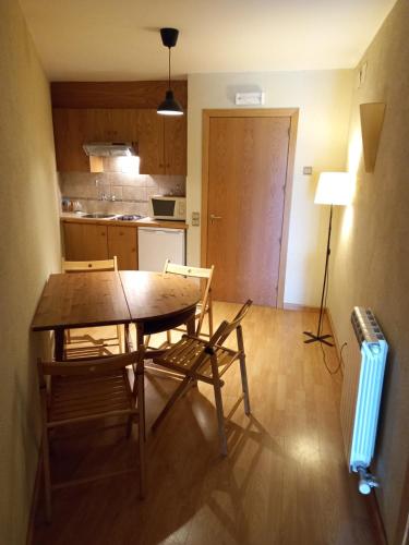 Létesítmények, Hostal Cabrerès (Hostal Cabreres) in Cantonigròs