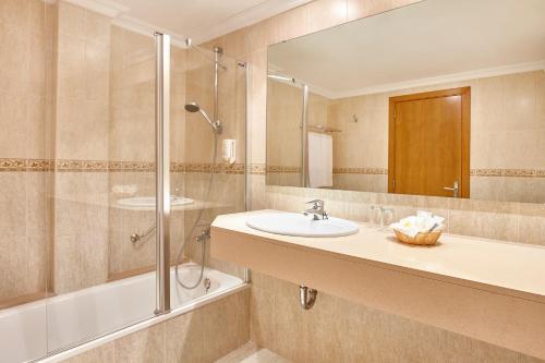 Universal Hotel Castell Royal - image 12