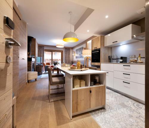 Kitchen, Residence Pierre & Vacances Premium L'Hevana in Meribel