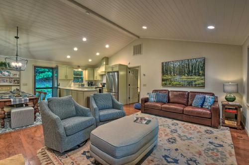 Cozy Clayton Cabin with Deck and Mountain Views!