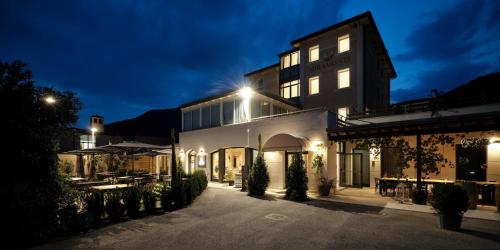 HOTEL MIRAMONTI ENOTECA - Hotel - Pove del Grappa