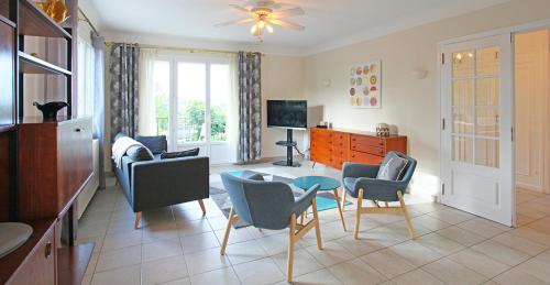 Superb contemporary 2 bed villa +private pool in Cancon