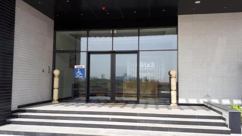 DUBAI - Glitz 3 Residences - MAJESTIC Luxe Holiday Home - 2BR - Sleep 4 - FOR FAMILIES & COUPLES STAYS ONLY, Dubai (Foto 5)