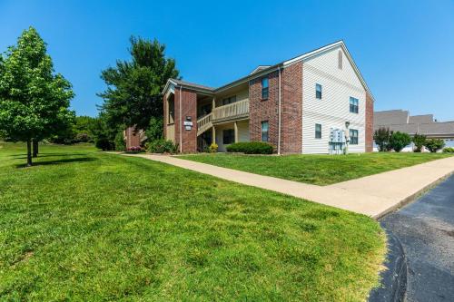 B 59-11 3rd Night & Golf Free in Sept Oct-Awesome New Listing-3BD 3BA Beauty-Close to SDC & Strip in Branson, USA