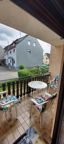 Black Bear Bikers Pub-Hotel in Kempfeld