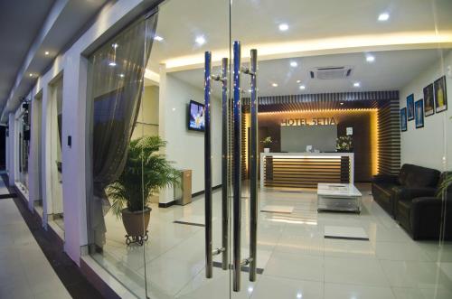 Entrance, Hotel Setia in Kluang