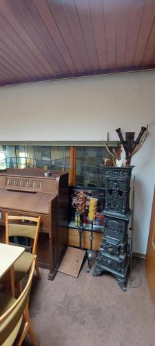 Black Bear Bikers Pub-Hotel in Kempfeld