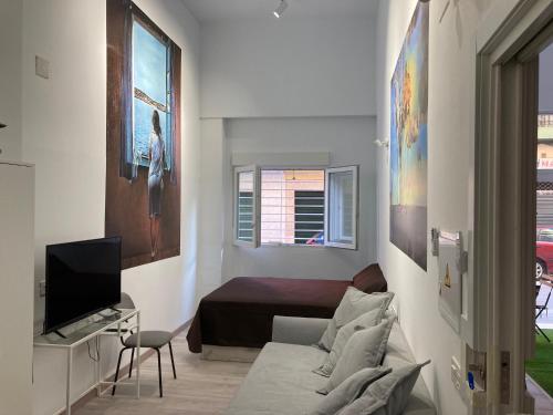 Golondrinas de Malaga Apartamentos con mucho Arte y terraza solarium en coliving, Málaga
