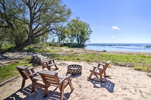. Lakefront Oconto Home with Exceptional Views!