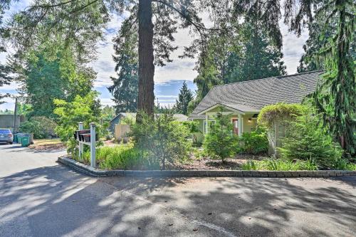 Family-Friendly Kirkland Home about 1 Mi to Dtwn!