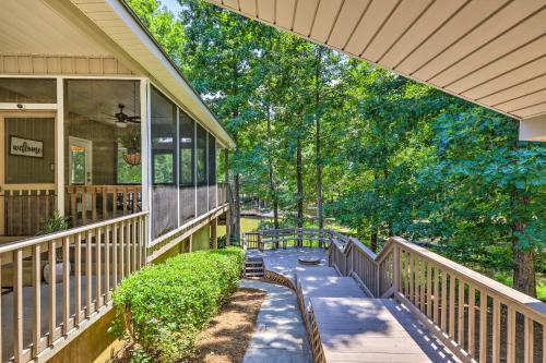 Waterfront Eatonton Escape with Private Hot Tub!