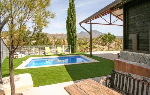  Awesome home in El Rellano- Murcia with WiFi, 2 Bedrooms and Outdoor swimming pool, Pension in Las Casicas bei La Zarza