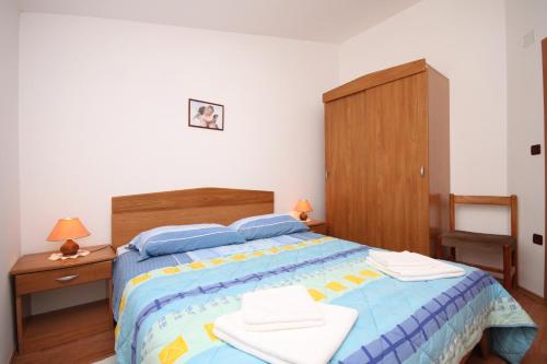 Apartment Umag 7666b - image 10