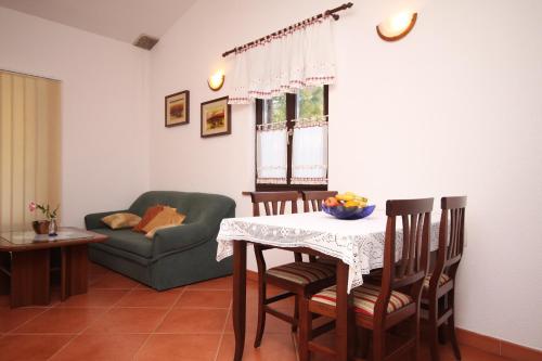 Apartment Umag 7666b - image 3