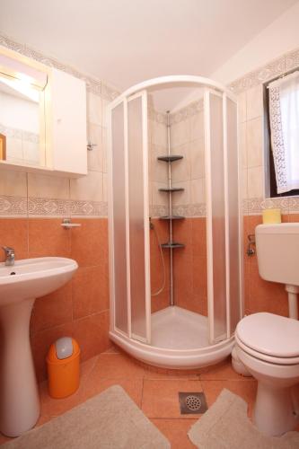 Studio Umag 7666a - image 9