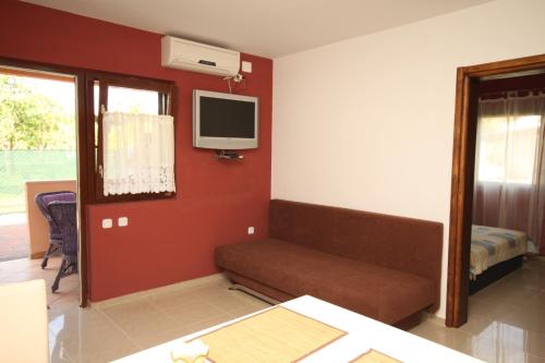 Apartments with a parking space Valbandon Fazana - 2214 - main image