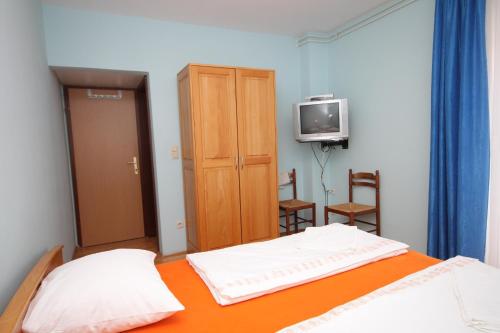 Double Room Peroj 2235d