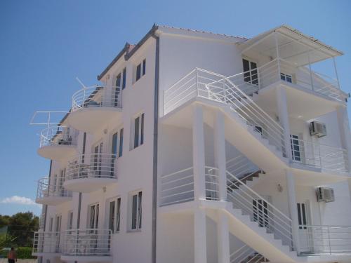 Apartments Niko - image 4