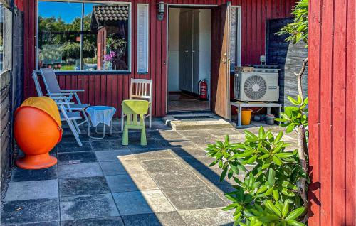 . 2 Bedroom Beautiful Home In Virsbo