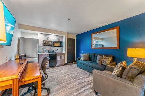 Tempe Apt sleeps 4