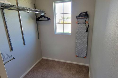 3 bed 2.5 bath smart home with rv parking in Casper