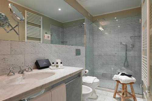 Double or twin room, superior, courtyard view