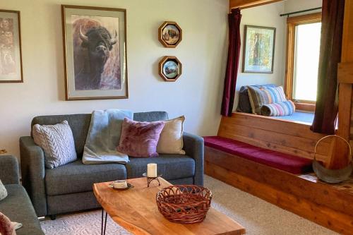 3614 Winterberry, Wilson (photo 2)