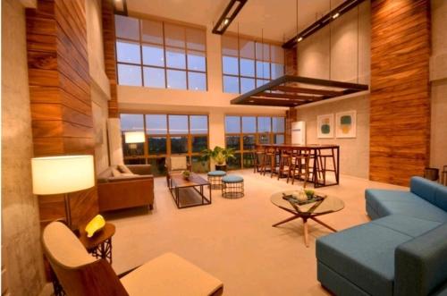 Sodi's Crown Residences at Harbour Spring near Lu-Li Island