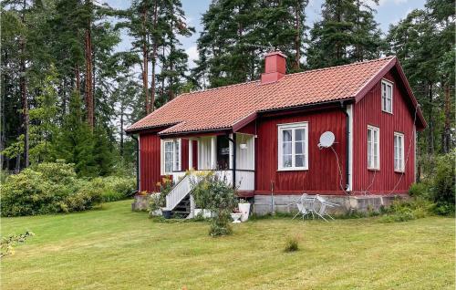 Nice Home In Åmål With Wifi - Öken
