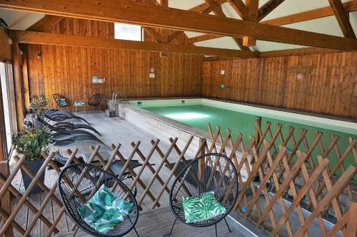 Chalet Hotel Les Blancs - 수영장