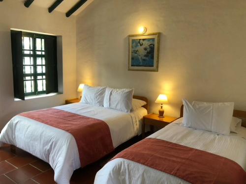 Superior Triple Room image 10