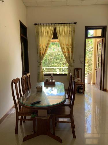 Lake view homestay