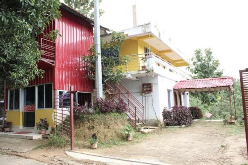 Fanush Resort