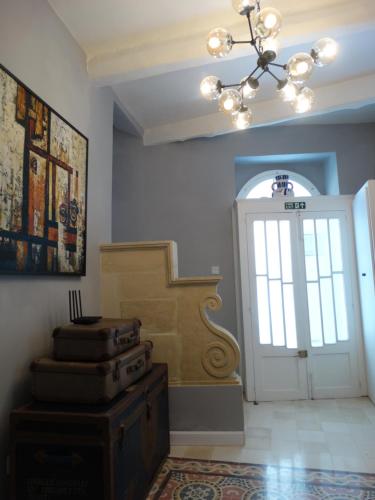 60 Indri Borg Townhouse photo 2